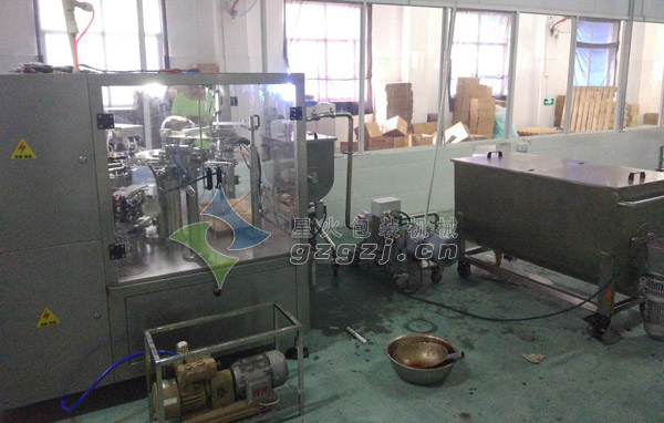 燒烤醬自動包裝機